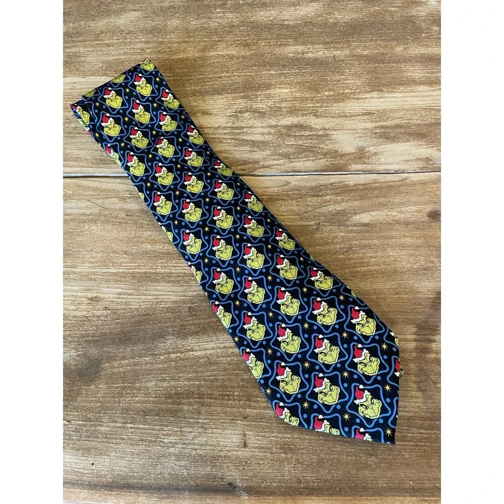 Dr Seuss The Grinch Who Stole Christmas 100% Silk Necktie